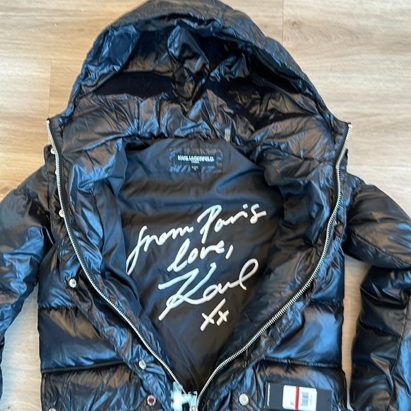 Water Resistant Down & Feather Fill Coat with Attached Bib Insert
Karl Lagerfeld - Picture 10 of 12